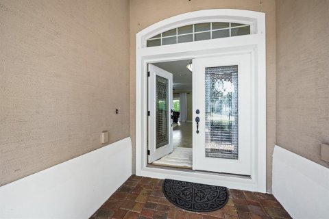 House in Palm Coast, Florida 4 bedrooms, 252.14 sq.m. № 1723596 - photo 3