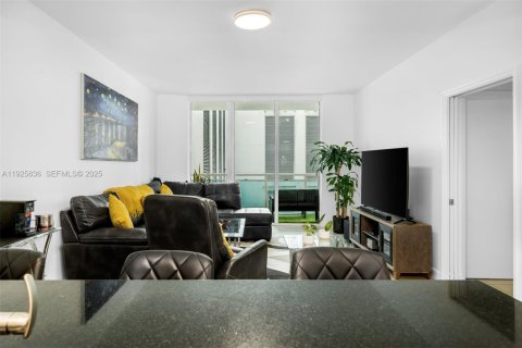 Купить кондоминиум в Майами, Флорида 1 спальня, 64.29м2, № 1984304 - фото 8