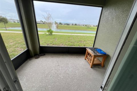 Villa ou maison à louer à Kissimmee, Floride: 4 chambres, 170.01 m2 № 1893594 - photo 4