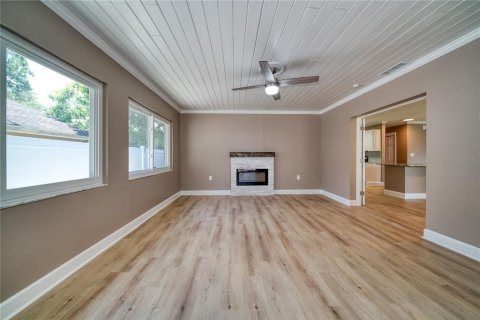 Villa ou maison à vendre à Clearwater, Floride: 4 chambres, 233.28 m2 № 1874040 - photo 13