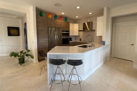 Townhouse in Weston, Florida 3 bedrooms, 148.64 sq.m. № 1889826 - photo 7