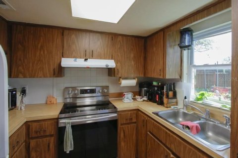 Купить коммерческую недвижимость в Клируотер, Флорида 6 спален, 246.75м2, № 1608871 - фото 20