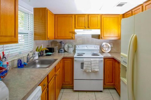 Купить коммерческую недвижимость в Клируотер, Флорида 6 спален, 246.75м2, № 1608871 - фото 8