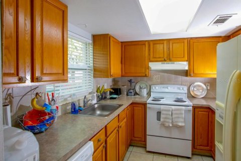 Купить коммерческую недвижимость в Клируотер, Флорида 6 спален, 246.75м2, № 1608871 - фото 7