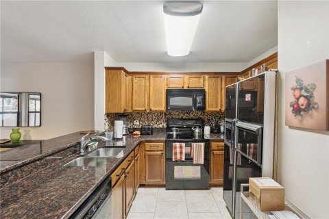 Duplex à vendre à Orlando, Floride: 3 chambres, 150.87 m2 № 2101671 - photo 14