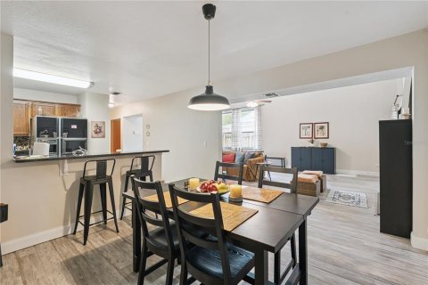 Duplex à vendre à Orlando, Floride: 3 chambres, 150.87 m2 № 2101671 - photo 12