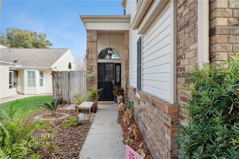 Duplex à vendre à Orlando, Floride: 3 chambres, 150.87 m2 № 2101671 - photo 2