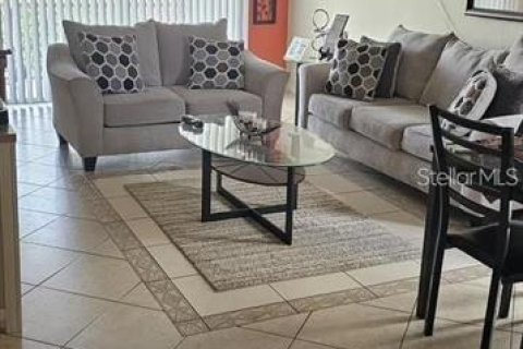 Condo in Orlando, Florida, 2 bedrooms  № 1820734 - photo 6
