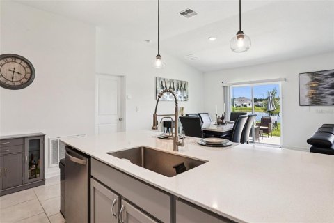 Casa en alquiler en Kissimmee, Florida, 3 dormitorios, 146.79 m2 № 1913053 - foto 9