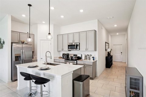 Casa en alquiler en Kissimmee, Florida, 3 dormitorios, 146.79 m2 № 1913053 - foto 7