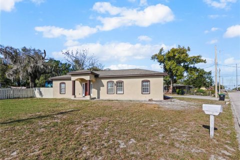 Casa en venta en Orlando, Florida, 6 dormitorios, 183.2 m2 № 2287529 - foto 3
