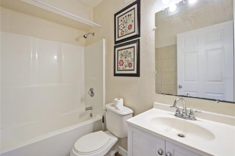 Casa en venta en Orlando, Florida, 6 dormitorios, 183.2 m2 № 2287529 - foto 19