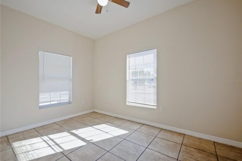 Casa en venta en Orlando, Florida, 6 dormitorios, 183.2 m2 № 2287529 - foto 13