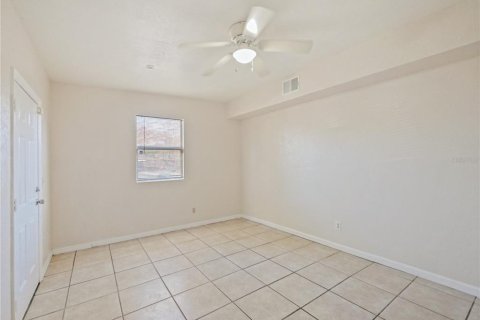 Casa en venta en Orlando, Florida, 6 dormitorios, 183.2 m2 № 2287529 - foto 20