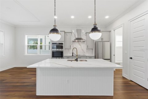 Casa en venta en Saint Petersburg, Florida, 3 dormitorios, 275.46 m2 № 2094396 - foto 20