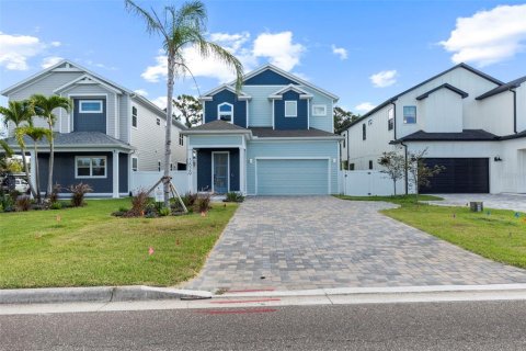 Casa en venta en Saint Petersburg, Florida, 3 dormitorios, 275.46 m2 № 2094396 - foto 4