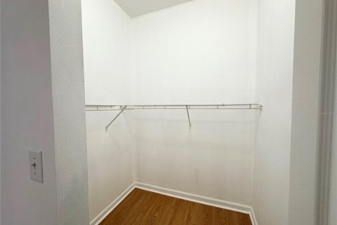 Condo in Orlando, Florida, 3 bedrooms  № 2259095 - photo 21