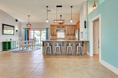 Villa ou maison à vendre à Port Charlotte, Floride: 3 chambres, 181.9 m2 № 2398900 - photo 4