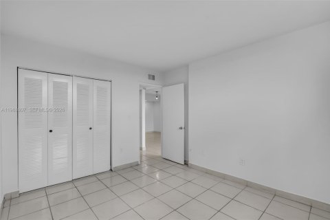 Condominio en venta en Miami, Florida, 2 dormitorios, 78.04 m2 № 2067488 - foto 29