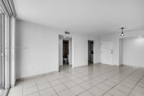 Condominio en venta en Miami, Florida, 2 dormitorios, 78.04 m2 № 2067488 - foto 23