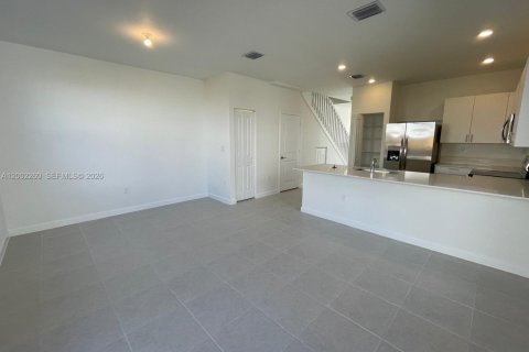 Townhouse in Homestead, Florida 3 bedrooms, 143.53 sq.m. № 2067709 - photo 3