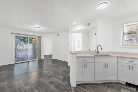 Copropriété à louer à Orlando, Floride: 1 chambre, 48.87 m2 № 2098254 - photo 4
