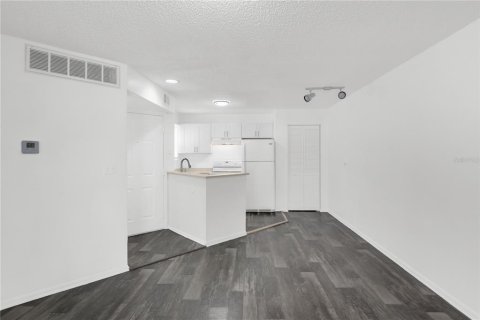 Copropriété à louer à Orlando, Floride: 1 chambre, 48.87 m2 № 2098254 - photo 11