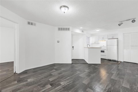 Copropriété à louer à Orlando, Floride: 1 chambre, 48.87 m2 № 2098254 - photo 9