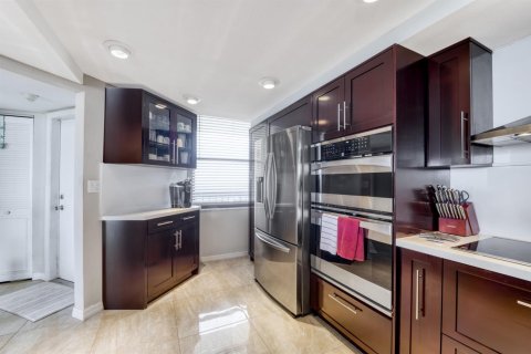 Condominio en venta en Jensen Beach, Florida, 2 dormitorios, 133.5 m2 № 2191998 - foto 11