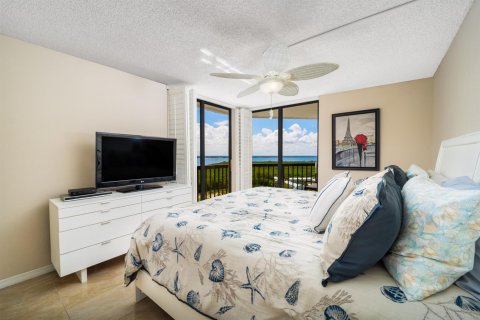 Condominio en venta en Jensen Beach, Florida, 2 dormitorios, 133.5 m2 № 2191998 - foto 13