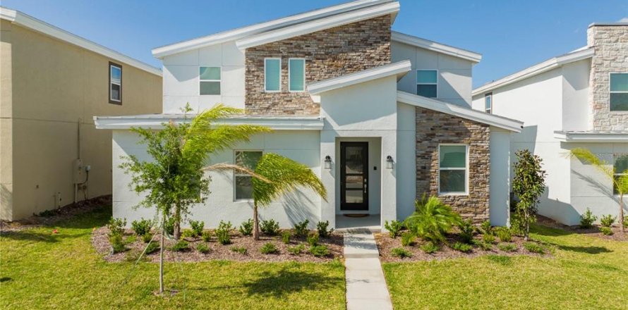 House in Davenport, Florida 8 bedrooms, 373.28 sq.m. № 1649396