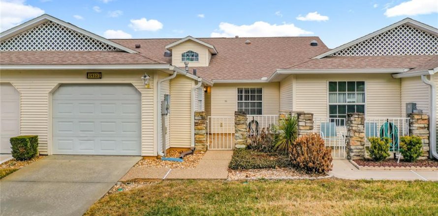 Villa ou maison à Leesburg, Floride 2 chambres, 112.41 m2 № 2144572