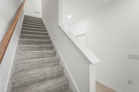 Townhouse in Sarasota, Florida 3 bedrooms, 127.55 sq.m. № 1802955 - photo 21