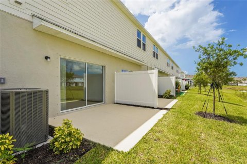 Townhouse in Sarasota, Florida 3 bedrooms, 127.55 sq.m. № 1802955 - photo 9