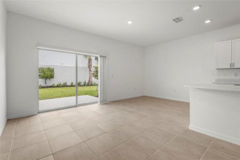 Townhouse in Sarasota, Florida 3 bedrooms, 127.55 sq.m. № 1802955 - photo 19