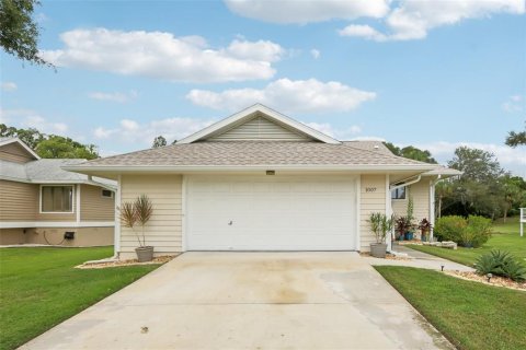 House in Tarpon Springs, Florida 2 bedrooms, 120.68 sq.m. № 1910671 - photo 12