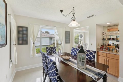 House in Tarpon Springs, Florida 2 bedrooms, 120.68 sq.m. № 1910671 - photo 24