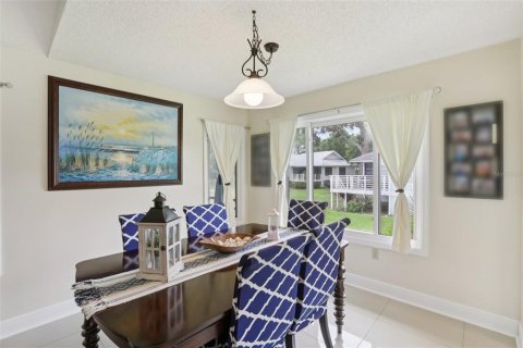 House in Tarpon Springs, Florida 2 bedrooms, 120.68 sq.m. № 1910671 - photo 25