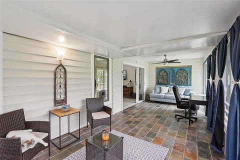 House in Tarpon Springs, Florida 2 bedrooms, 120.68 sq.m. № 1910671 - photo 29