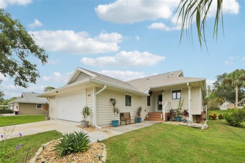 House in Tarpon Springs, Florida 2 bedrooms, 120.68 sq.m. № 1910671 - photo 16