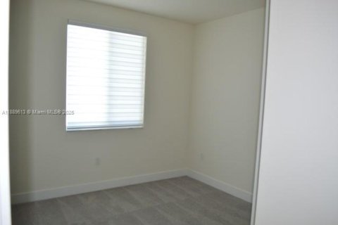 Condo in Doral, Florida, 3 bedrooms  № 1953666 - photo 13