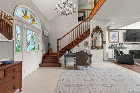 House in Sorrento, Florida 4 bedrooms, 402.08 sq.m. № 1841609 - photo 15