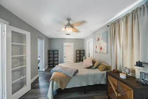 House in Tampa, Florida 3 bedrooms, 108.6 sq.m. № 1783188 - photo 25