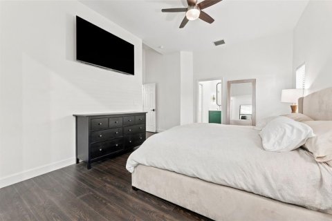 Casa en venta en Palm Harbor, Florida, 4 dormitorios, 240.62 m2 № 2230962 - foto 26