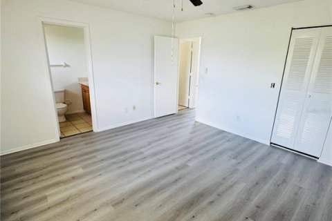 Copropriété à louer à Kissimmee, Floride: 2 chambres, 89.19 m2 № 2113873 - photo 12