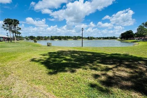 Copropriété à louer à Kissimmee, Floride: 2 chambres, 89.19 m2 № 2113873 - photo 5