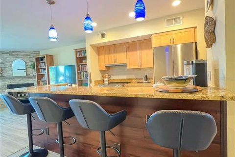 Adosado en venta en Indian Rocks Beach, Florida, 3 dormitorios, 145.48 m2 № 1761247 - foto 16