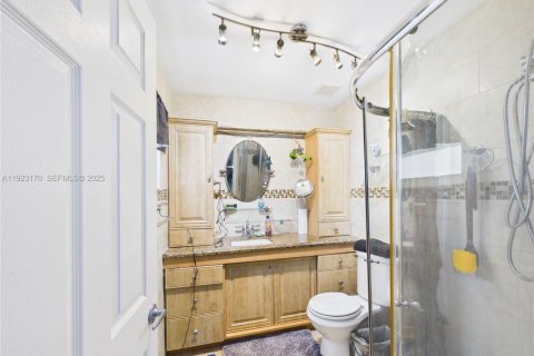 Купить виллу или дом в Купер-Сити, Флорида 3 спальни, 155.33м2, № 1976835 - фото 18