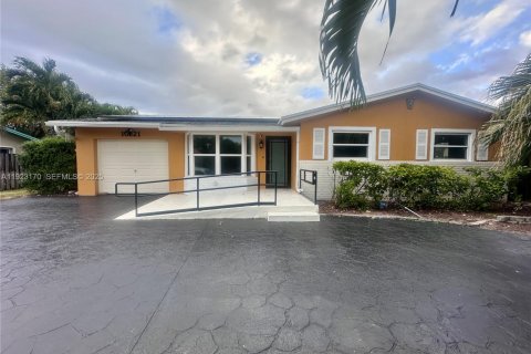 Купить виллу или дом в Купер-Сити, Флорида 3 спальни, 155.33м2, № 1976835 - фото 2