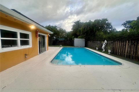 Купить виллу или дом в Купер-Сити, Флорида 3 спальни, 155.33м2, № 1976835 - фото 9